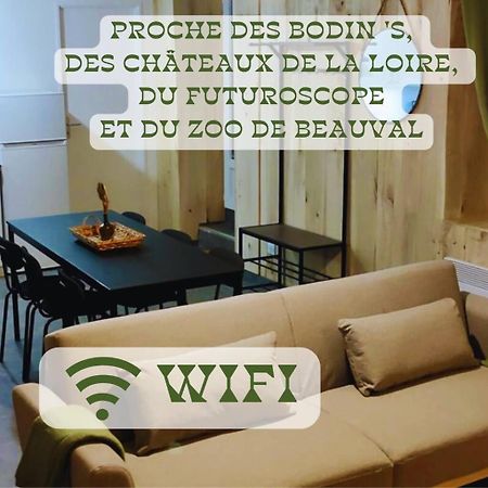 Appartement 2 Chambres Avec Wifi Centre De Descartes エクステリア 写真