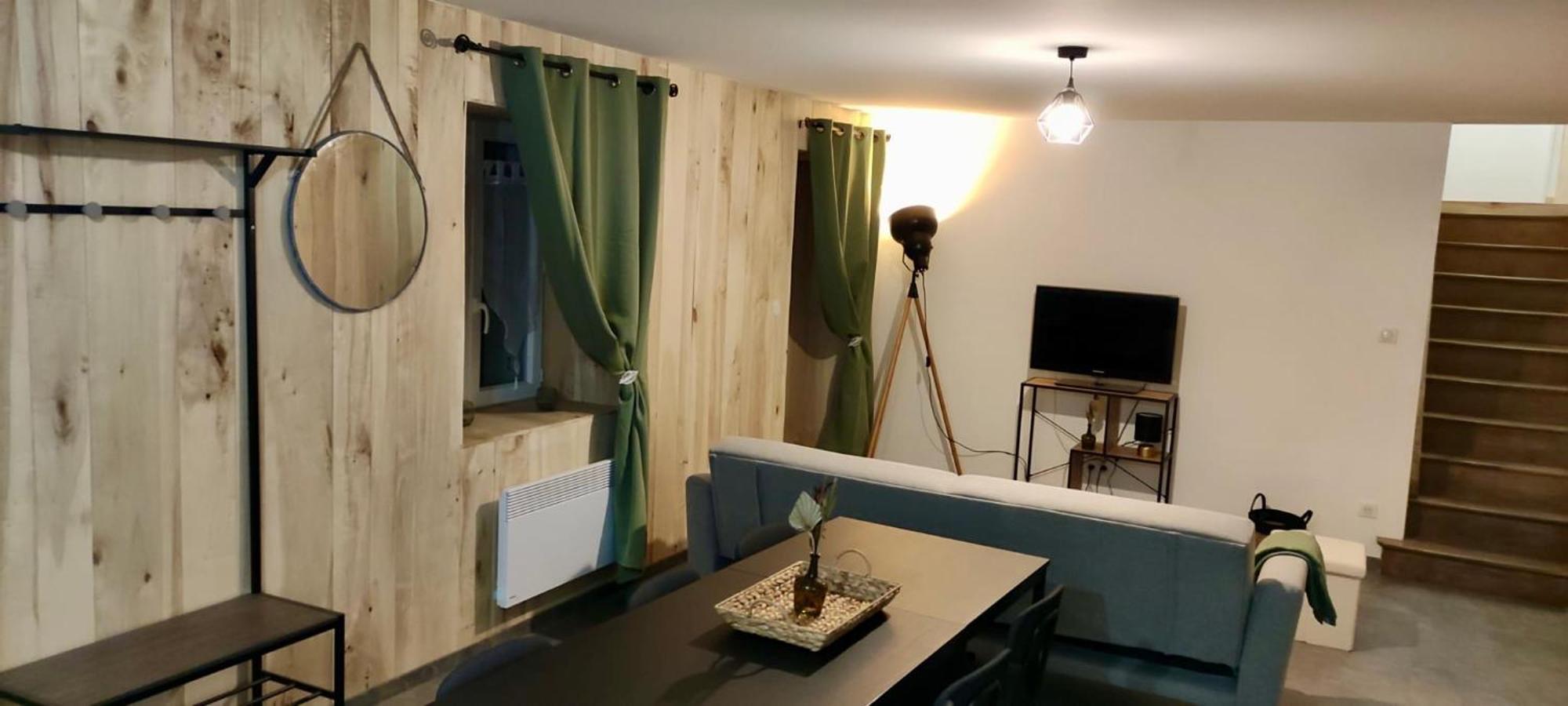 Appartement 2 Chambres Avec Wifi Centre De Descartes エクステリア 写真